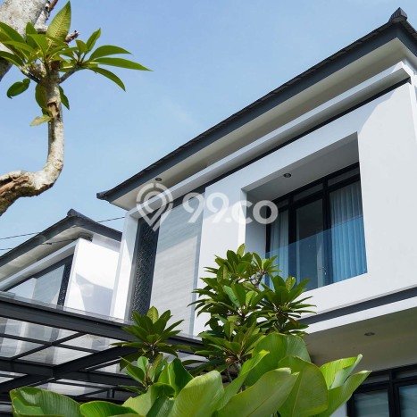 Rumah 4 KT 3 KM Luas Tanah 189m², Luas Bangunan 185m² di Soekarno Hatta, Bandung Rumah 4 KT 3 KM Luas Tanah 189m², Luas Bangunan 185m² di Soekarno Hatta, Bandung