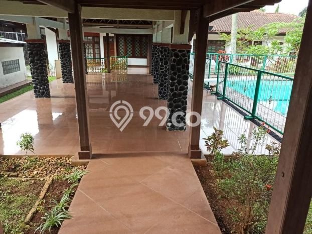 Ready to Use! Luxury House LT 3474m2 Desain Modern di Pondok Labu Ready to Use! Luxury House LT 3474m2 Desain Modern di Pondok Labu