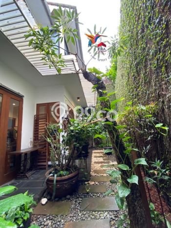 Rumah Elit LB 320m2 Siap Huni Desain Elegan di Pondok Indah, Jakarta Selatan Rumah Elit LB 320m2 Siap Huni Desain Elegan di Pondok Indah, Jakarta Selatan