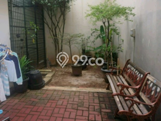 Rumah Luxury Modern Siap Huni di Pondok Indah Jakarta Selatan Rumah Luxury Modern Siap Huni di Pondok Indah Jakarta Selatan