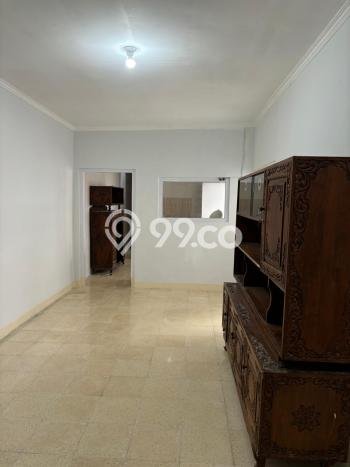 Disewakan! Rumah 4 Kamar Tidur &
2 Kamar Mandi di Setra Sari, Bandung Disewakan! Rumah 4 Kamar Tidur &
2 Kamar Mandi di Setra Sari, Bandung
