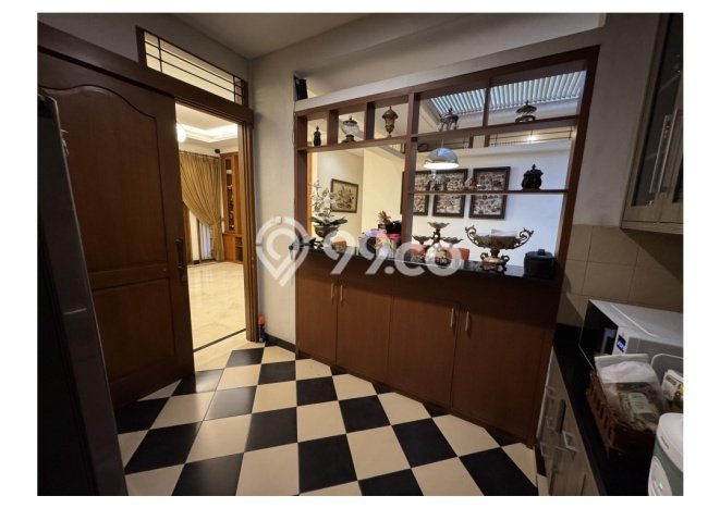 Dijual Rumah Premium dengan Fasilitas Sekitar Lengkap di Bandung Wetan, Bandung Dijual Rumah Premium dengan Fasilitas Sekitar Lengkap di Bandung Wetan, Bandung