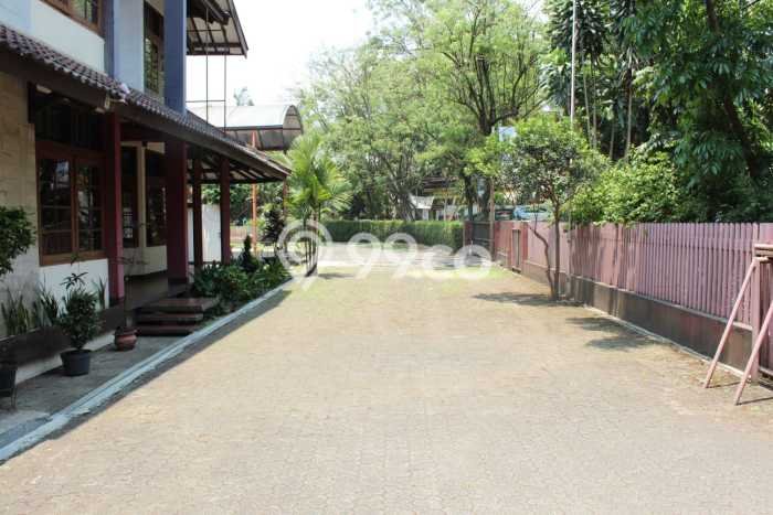 Tanah Dijual Lokasi Sukasari, Bandung dengan Luas Tanah 1305m2 dan Status SHM Tanah Dijual Lokasi Sukasari, Bandung dengan Luas Tanah 1305m2 dan Status SHM