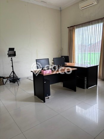Hunian Strategis 5 KT LB 500m2 Kondisi Bagus di Kota Wisata Hunian Strategis 5 KT LB 500m2 Kondisi Bagus di Kota Wisata
