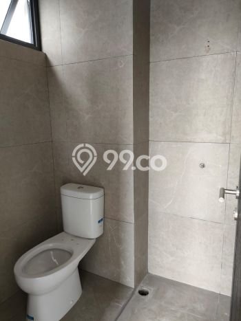 Ruko Bagus Dijual LB 271m2 Lokasi Strategis Jakarta Timur Area Cocok untuk Bisnis Ruko Bagus Dijual LB 271m2 Lokasi Strategis Jakarta Timur Area Cocok untuk Bisnis