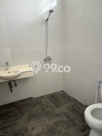 Jarang Ada! Rumah Kontrakan 4 Kamar Bagus Siap Huni Kota Wisata Jarang Ada! Rumah Kontrakan 4 Kamar Bagus Siap Huni Kota Wisata