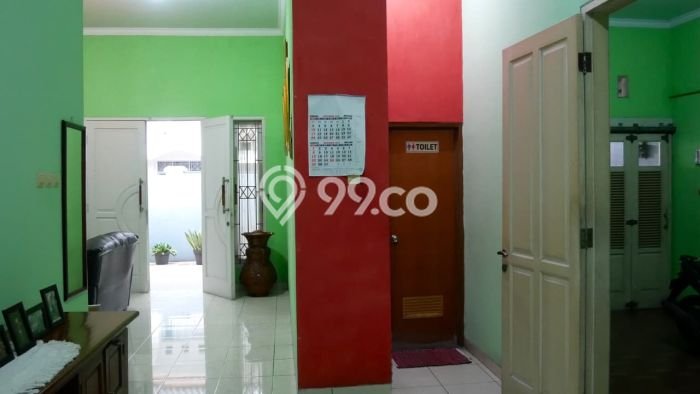 Hunian Elit LB 283m2 Siap Pakai Desain Elegan di Pondok Kelapa, Jakarta Timur Hunian Elit LB 283m2 Siap Pakai Desain Elegan di Pondok Kelapa, Jakarta Timur