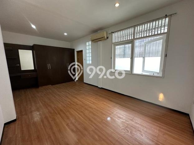 Hunian Mewah Dijual LT 102m2 di Kelapa Gading, Jakarta Utara Hunian Mewah Dijual LT 102m2 di Kelapa Gading, Jakarta Utara