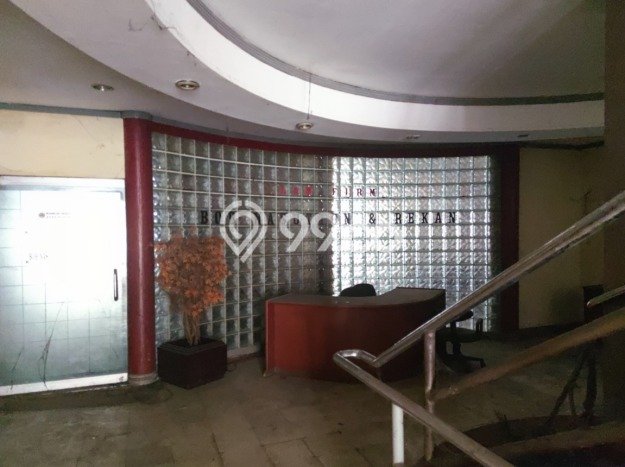 Unit Komersial Disewa Lokasi Gambir, Jakarta Pusat Spesifikasi Luas Bangunan 3013m2 Unit Komersial Disewa Lokasi Gambir, Jakarta Pusat Spesifikasi Luas Bangunan 3013m2