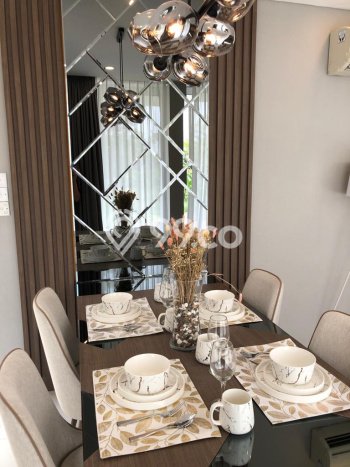 Rumah Elit LB 190m2 Siap Pakai Desain Elegan di Bojong Sari, Depok Rumah Elit LB 190m2 Siap Pakai Desain Elegan di Bojong Sari, Depok