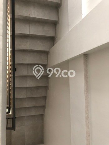 Ruko Lokasi Premium Kawasan Sawangan, Luas 166m2m², Mainroad Ruko Lokasi Premium Kawasan Sawangan, Luas 166m2m², Mainroad
