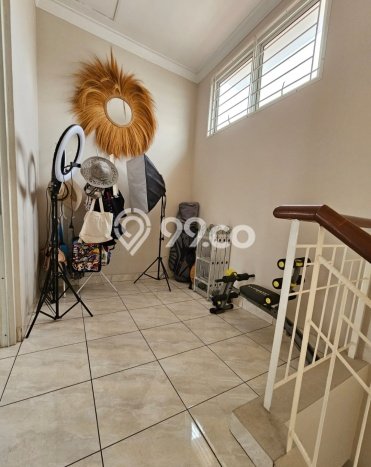 Hunian Cantik Modern Lb 180m2 di Sawangan, Depok Hunian Cantik Modern Lb 180m2 di Sawangan, Depok