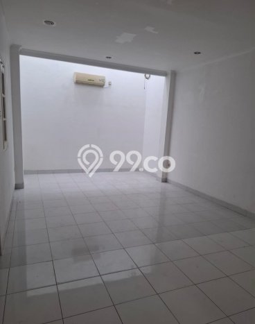 Disewakan Cepat Rumah Kondisi Bagus di Kawasan Sawangan, Depok Disewakan Cepat Rumah Kondisi Bagus di Kawasan Sawangan, Depok