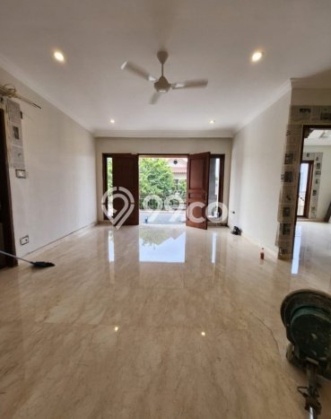 Rumah Mewah LB 400m2 Siap Huni Desain Elegan di Pejaten, Jakarta Selatan Rumah Mewah LB 400m2 Siap Huni Desain Elegan di Pejaten, Jakarta Selatan