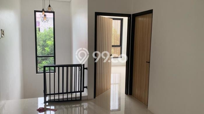 Siap Huni Hunian Elit 5 Kamar di Jagakarsa Dekat ke Mana Pun Siap Huni Hunian Elit 5 Kamar di Jagakarsa Dekat ke Mana Pun