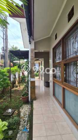 Ready to Use! Premium House LT 294m2 Desain Elegan di Ciganjur Ready to Use! Premium House LT 294m2 Desain Elegan di Ciganjur