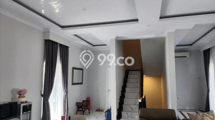 Siap Huni Hunian Elit 5 Kamar di Jagakarsa Dekat ke Mana Saja Siap Huni Hunian Elit 5 Kamar di Jagakarsa Dekat ke Mana Saja