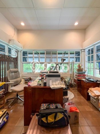 Hunian Mewah Dijual LT 711m2 di Menteng, Jakarta Pusat Hunian Mewah Dijual LT 711m2 di Menteng, Jakarta Pusat