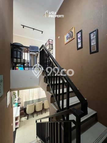 Hunian Elit LB 200m2 Siap Huni Desain Elegan di Ragunan, Jakarta Selatan Hunian Elit LB 200m2 Siap Huni Desain Elegan di Ragunan, Jakarta Selatan