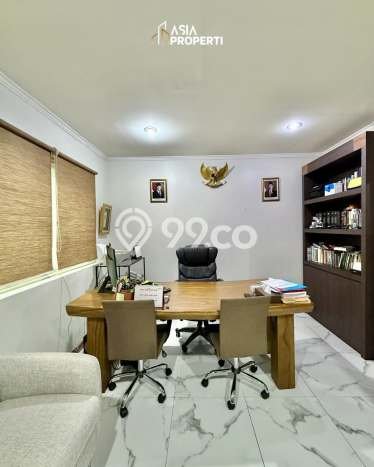 Ruko Dijual di Prime Area Jakarta Selatan Luas 365m2 Ruko Dijual di Prime Area Jakarta Selatan Luas 365m2