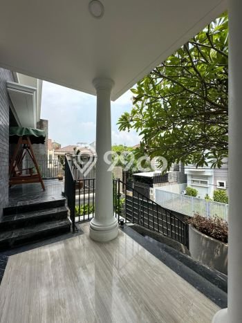 Rumah Elit LB 500m2 Siap Pakai Desain Elegan di Senopati, Jakarta Selatan Rumah Elit LB 500m2 Siap Pakai Desain Elegan di Senopati, Jakarta Selatan