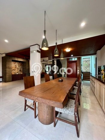Rumah Elit Modern Tanpa Renovasi di Permata Hijau Jakarta Selatan Rumah Elit Modern Tanpa Renovasi di Permata Hijau Jakarta Selatan
