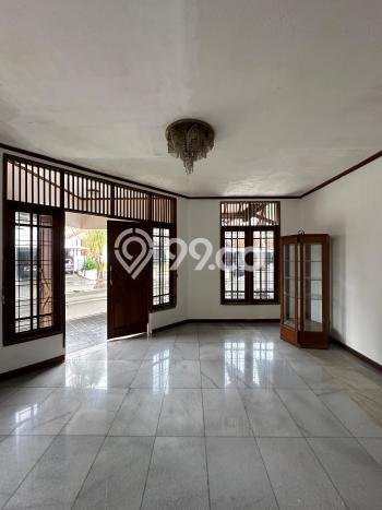 Rumah Elit LB 250m2 Siap Huni Desain Elegan di Lebak Bulus, Jakarta Selatan Rumah Elit LB 250m2 Siap Huni Desain Elegan di Lebak Bulus, Jakarta Selatan