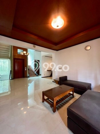 Rumah Elit Modern Tanpa Renovasi di Permata Hijau Jakarta Selatan Rumah Elit Modern Tanpa Renovasi di Permata Hijau Jakarta Selatan