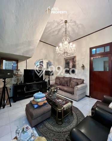 Rumah Luxury Modern Tanpa Renovasi di Senopati Jakarta Selatan Rumah Luxury Modern Tanpa Renovasi di Senopati Jakarta Selatan