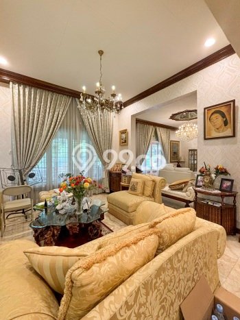 Hunian Mewah Dijual LT 711m2 di Menteng, Jakarta Pusat Hunian Mewah Dijual LT 711m2 di Menteng, Jakarta Pusat