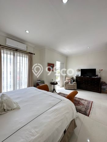 Dijual Rumah Premium dengan Fasilitas Sekitar Komplit di Kebayoran Baru, Jakarta Selatan Dijual Rumah Premium dengan Fasilitas Sekitar Komplit di Kebayoran Baru, Jakarta Selatan
