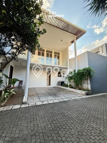 Rumah Mewah LB 500m2 Siap Huni Desain Elegan di Pejaten, Jakarta Selatan Rumah Mewah LB 500m2 Siap Huni Desain Elegan di Pejaten, Jakarta Selatan