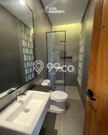 Dijual Rumah Luas Elegan Dengan View Cantik di Pondok Indah, Jakarta Selatan Dijual Rumah Luas Elegan Dengan View Cantik di Pondok Indah, Jakarta Selatan
