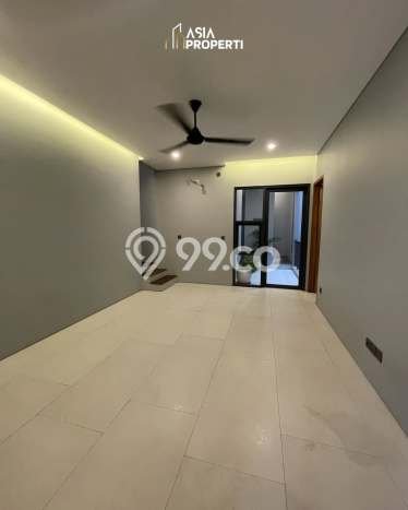 Dijual Rumah Luas Elegan Dengan View Cantik di Pondok Indah, Jakarta Selatan Dijual Rumah Luas Elegan Dengan View Cantik di Pondok Indah, Jakarta Selatan