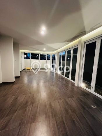 Jual Rumah Mewah Elegan Dengan View Cantik di Lebak Bulus, Jakarta Selatan Jual Rumah Mewah Elegan Dengan View Cantik di Lebak Bulus, Jakarta Selatan