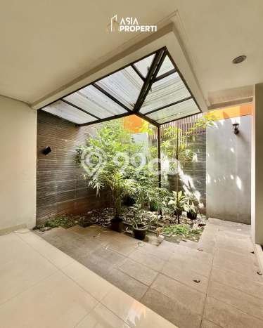 Rumah Cantik Siap Huni Di Kebayoran Baru Luas 320m2 Aman Rumah Cantik Siap Huni Di Kebayoran Baru Luas 320m2 Aman