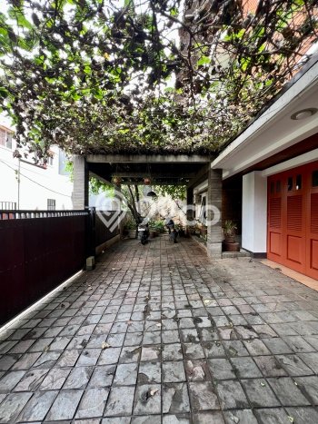Rumah Elit Modern Tanpa Renovasi di Permata Hijau Jakarta Selatan Rumah Elit Modern Tanpa Renovasi di Permata Hijau Jakarta Selatan