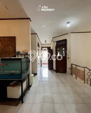 Rumah Luxury Modern Tanpa Renovasi di Senopati Jakarta Selatan Rumah Luxury Modern Tanpa Renovasi di Senopati Jakarta Selatan