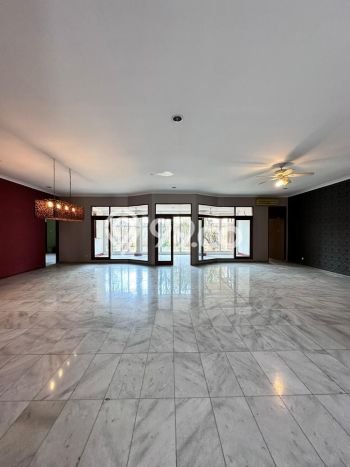 Jual Rumah Mewah Elegan Dengan View Eksklusif di Cipete, Jakarta Selatan Jual Rumah Mewah Elegan Dengan View Eksklusif di Cipete, Jakarta Selatan