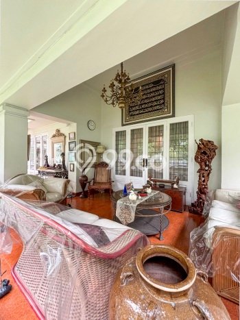 Hunian Mewah Dijual LT 711m2 di Menteng, Jakarta Pusat Hunian Mewah Dijual LT 711m2 di Menteng, Jakarta Pusat