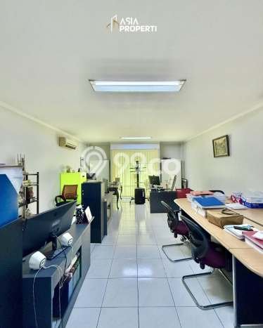 Ruko Dijual di Prime Area Jakarta Selatan Luas 365m2 Ruko Dijual di Prime Area Jakarta Selatan Luas 365m2