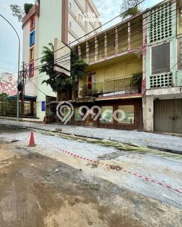 Ruko Usaha Dijual di Kebayoran Baru Jakarta Selatan LT 264m2 & LB 200m2 Ruko Usaha Dijual di Kebayoran Baru Jakarta Selatan LT 264m2 & LB 200m2