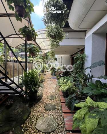 Ready to Use! Premium House LT 384m2 Desain Elegan di Gandaria Ready to Use! Premium House LT 384m2 Desain Elegan di Gandaria