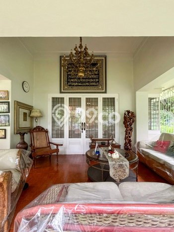 Hunian Mewah Dijual LT 711m2 di Menteng, Jakarta Pusat Hunian Mewah Dijual LT 711m2 di Menteng, Jakarta Pusat