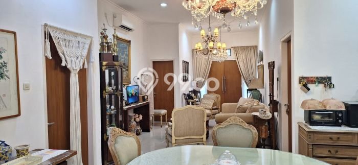 Rumah Elit Modern Tanpa Renovasi di Lebak Bulus Jakarta Selatan Rumah Elit Modern Tanpa Renovasi di Lebak Bulus Jakarta Selatan