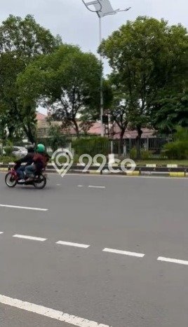 Gudang Paling Dicari LB 240m2 Dijual di Matraman Gudang Paling Dicari LB 240m2 Dijual di Matraman