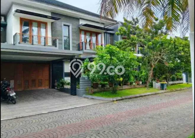 Lokasi strategis! Rumah siap huni dikontrakkan di Ngaglik LB 354m2 Lokasi strategis! Rumah siap huni dikontrakkan di Ngaglik LB 354m2