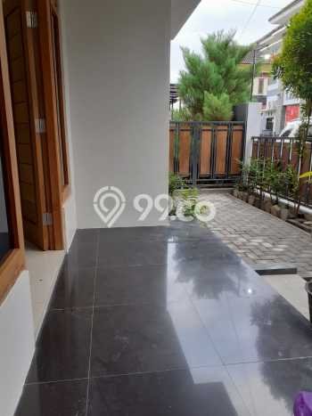 Rumah Modern Cantik 4 Kamar Siap Huni di Ngaglik Rumah Modern Cantik 4 Kamar Siap Huni di Ngaglik