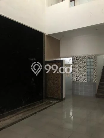 Lokasi strategis! Rumah siap huni dikontrakkan di Godean LB 200m2 Lokasi strategis! Rumah siap huni dikontrakkan di Godean LB 200m2