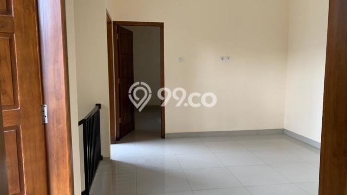 Lokasi terbaik! Rumah siap pakai dikontrakkan di Depok LB 150m2 Lokasi terbaik! Rumah siap pakai dikontrakkan di Depok LB 150m2